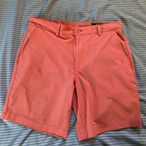 Vineyard vines performance shorts